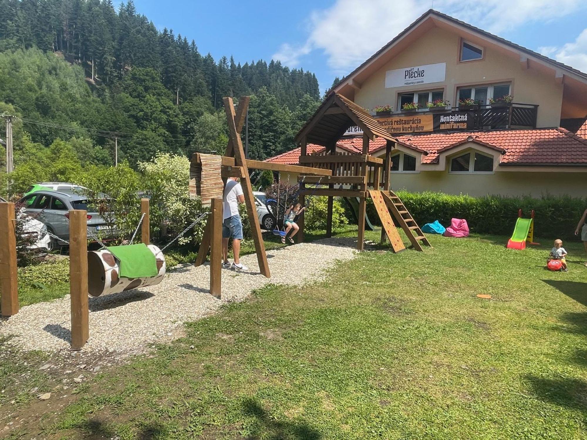 Pri Piecke Penzion A Restauracia Stare Hory Exterior photo